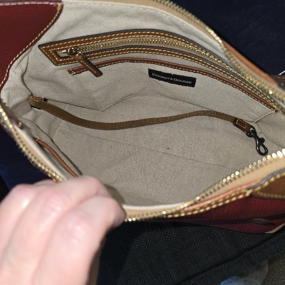 Dooney and Bourke Pebble Grain leather Hobo - Picture 17 of 17